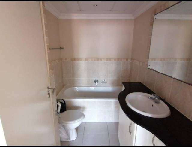 2 BEDROOM APARTMENT FOR SALE IN POINT WATERFRONT